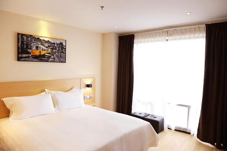 Rivertel Teluk Intan Exterior foto